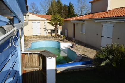 Pavillon moderne avec piscine a pied du.. - 2