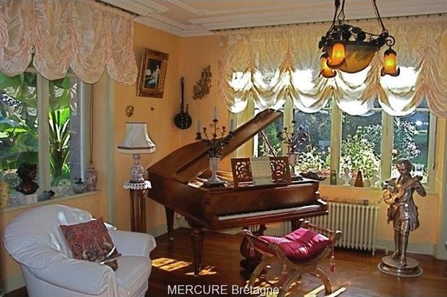 9 bedroom House For Sale: 22300 LANNION - 2