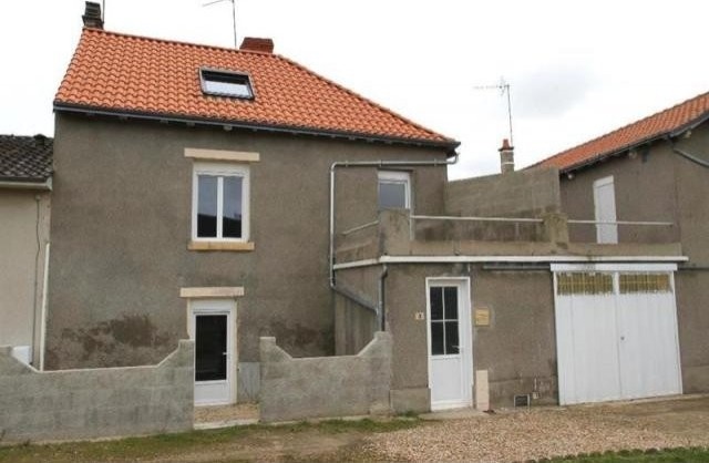 3 bedroom Village House For Sale: 86210..