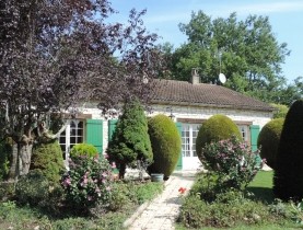 3 Bedroom House With Swimming Pool And.. - 2