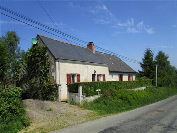 4 Bedroom Edge Of Village Home With..