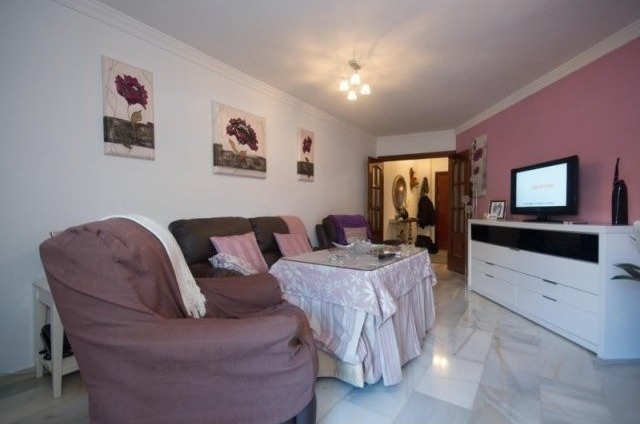 3 Bed Apartment for sale in Torremolinos - 2