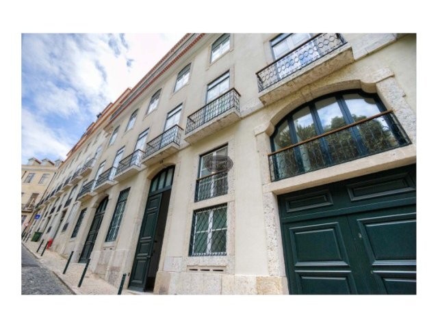 Lisbon's most luxurious beautiful..