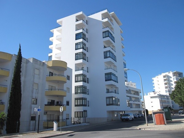 2 Bed Apartment For Sale - Quarteira