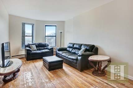 3 bedroom Apartment For Sale: 1496.. - 2
