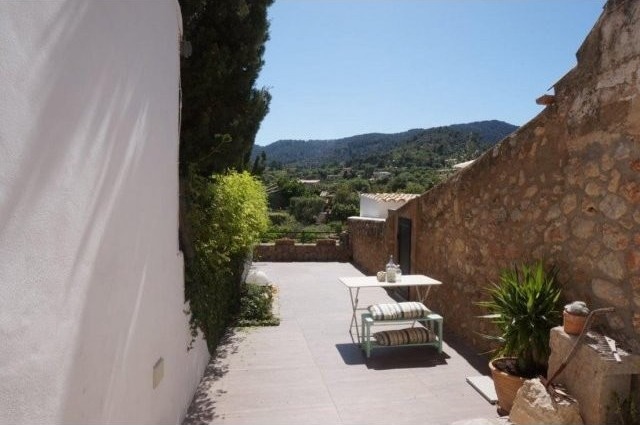 Completely renovated groundfloor.. - 2