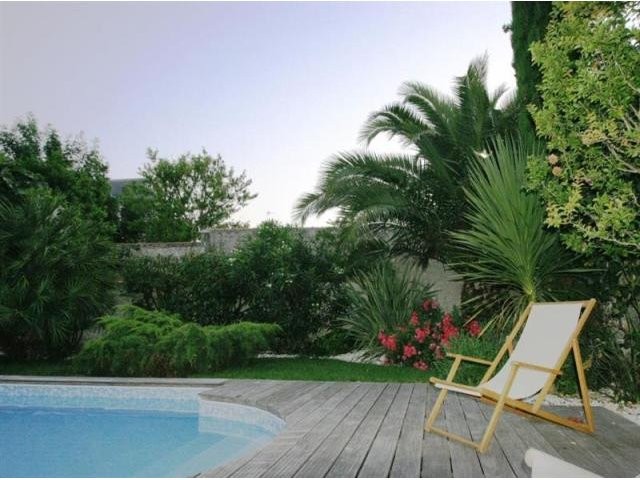 4 bedroom Town House For Sale: 17000 LA..