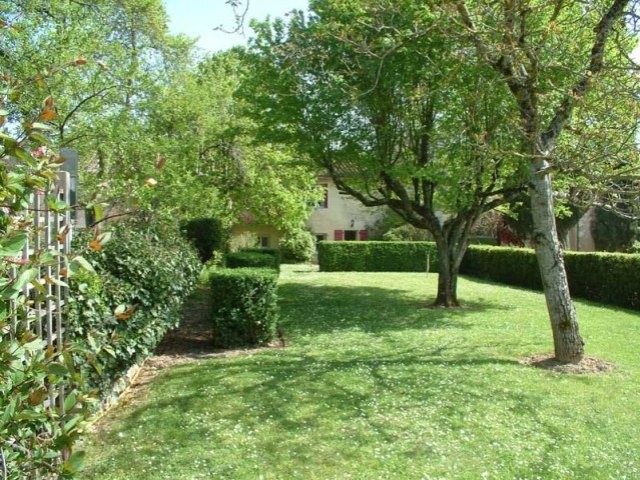 Substantial 17th Century Domain In 32.. - 2