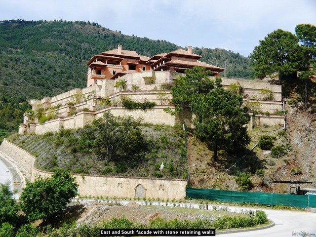 Villa for sale in La Zagaleta..
