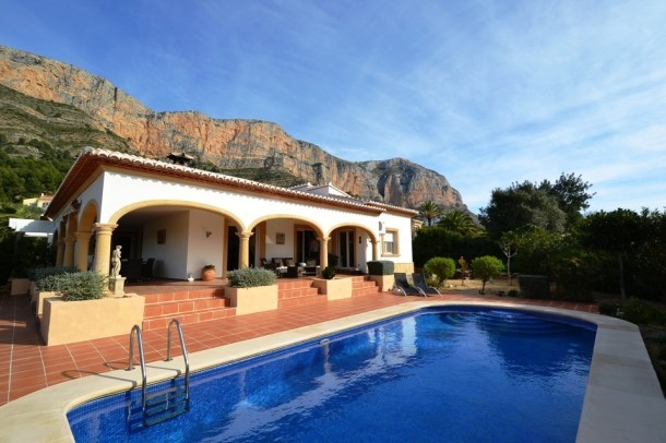 4 Bedroom 4 Bathroom Luxury Villa Javea*