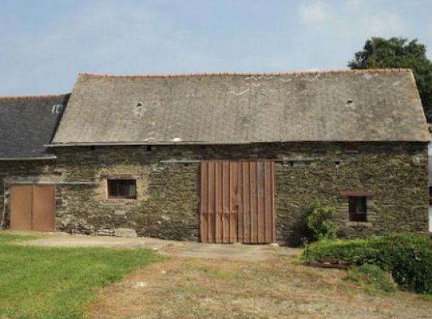 Barn To Restore, Mains Water at Property