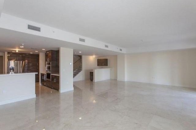 3 bedroom Flat For Sale: 3415 N OCEAN.. - 2