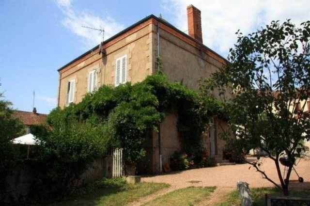 4 bedroom House For Sale: 03290.. - 2