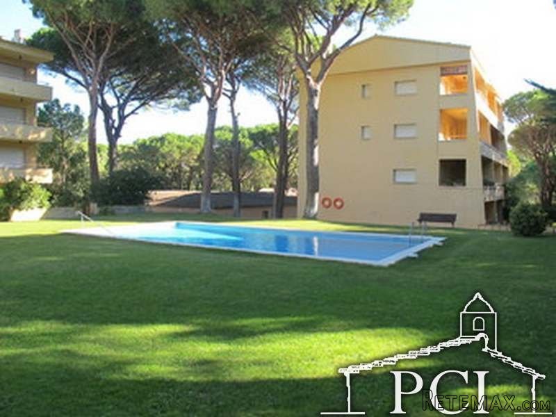 Duplex apartment in front of golf.. - 2