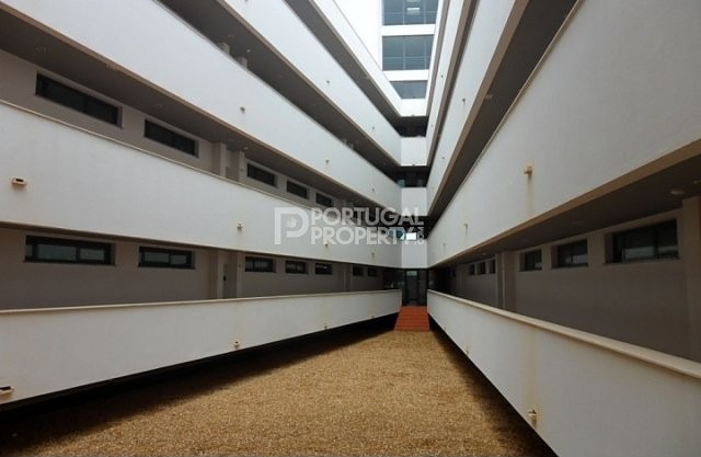 Repossessed 1 and 2 bedroom apartments.. - 2