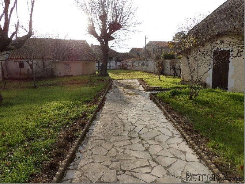 Stone House To Modernize With Garden.. - 2