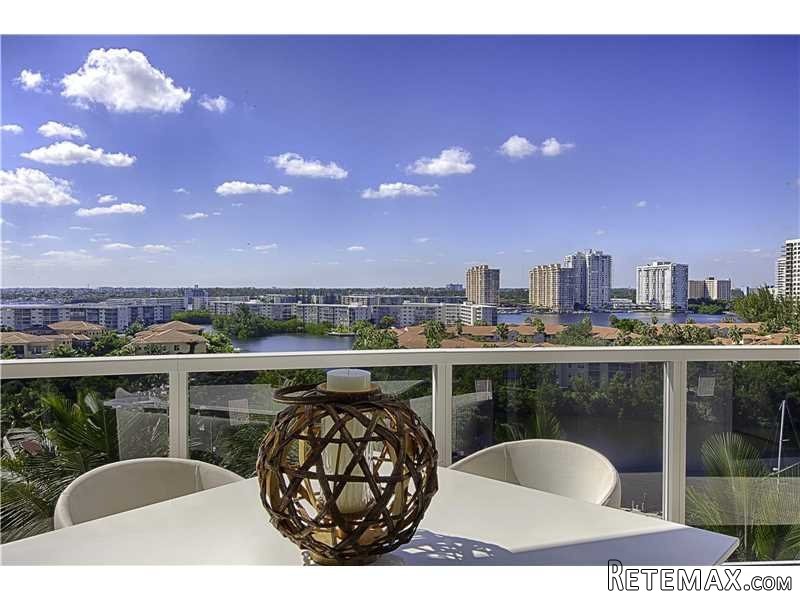 3 bedroom Flat For Sale: 4100 Island.. - 2