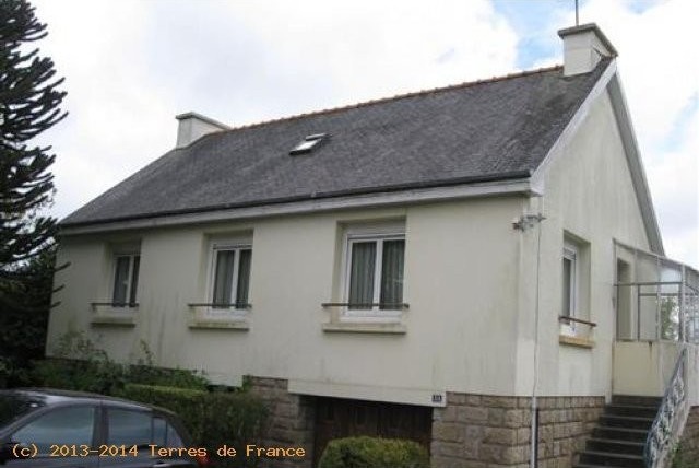 House In The Center Of Moelan Sur Mer..