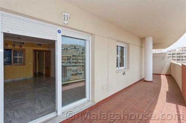2 Bed Apartment for sale in Benalmadena.