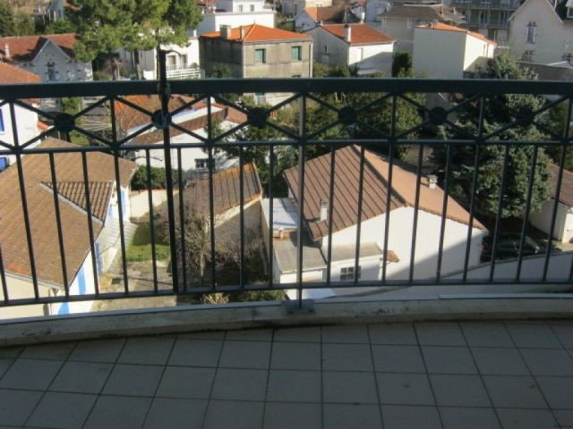 1 bed apartment, close to the ocean