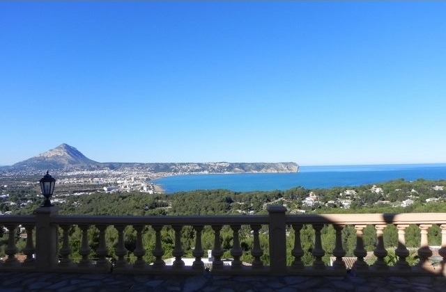 14 Bedroom Villa in Javea