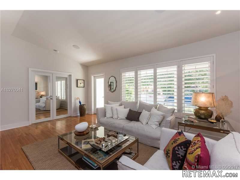 4 bedroom House For Sale: 2670 SW 17 Ave - 2