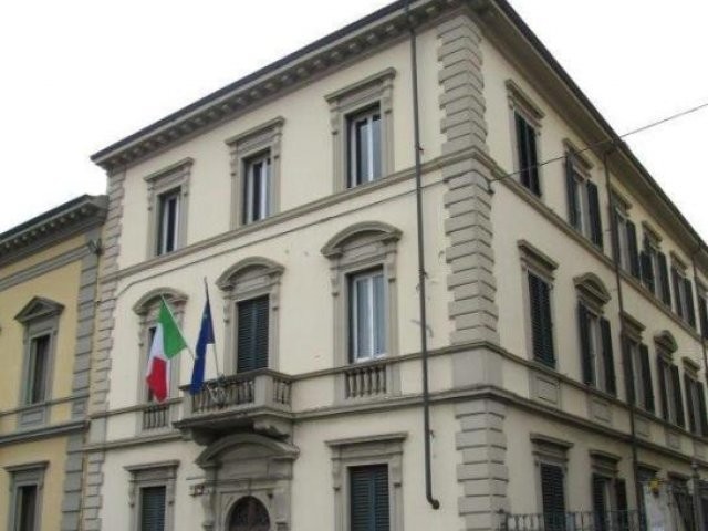 - Palace - For Sale