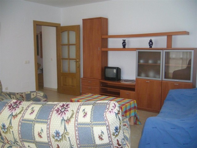 Apartment - Good size two-bedroom..
