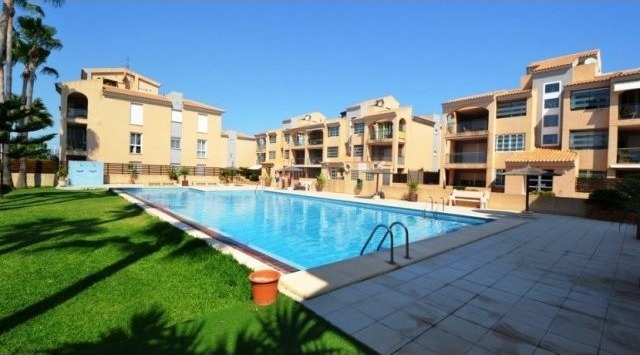 Lovely 3 Bedroom 2 Bathroom Apartment..