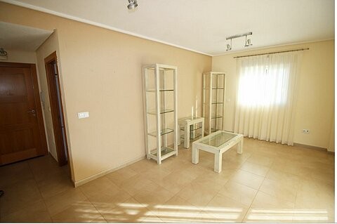 Beautiful Ground Floor Apartment - 2