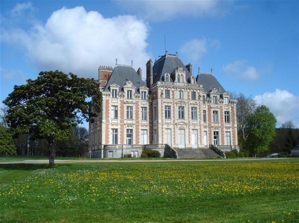Chateau Or Hotel Or Business Or All