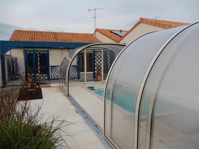5 bedroom House For Sale: 79000 NIORT - 2