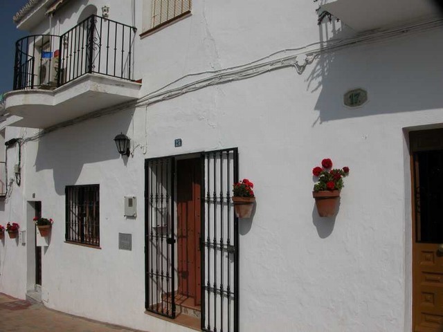 Apartment - Originally listed for.. - 2