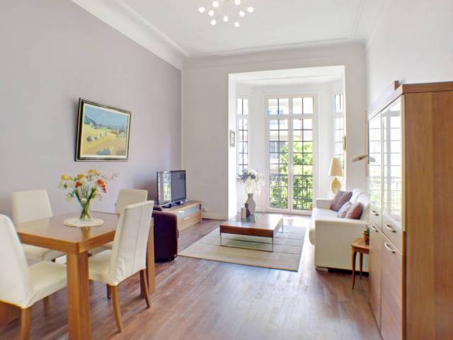 Ideal home by the sea in Menton, 50m..