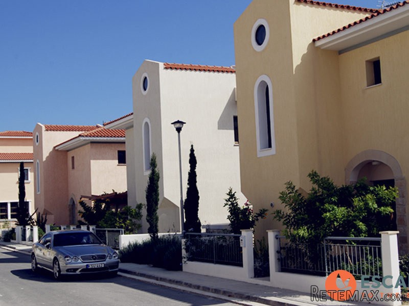 Luxury Townhouse, Asimina Park - 2