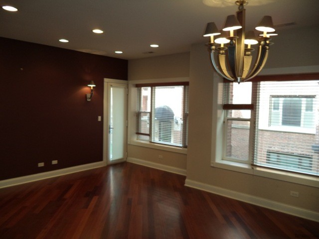 2 Bed Condo in Edgewater - 2