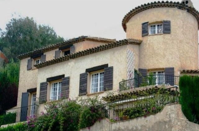 9 bedroom Castle For Sale: 56220 VANNES - 2