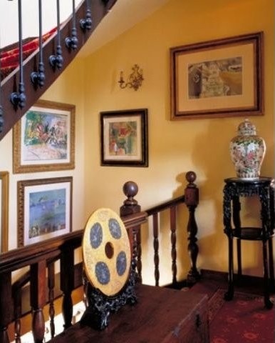 Stunning Chateau With Easy Access To.. - 2
