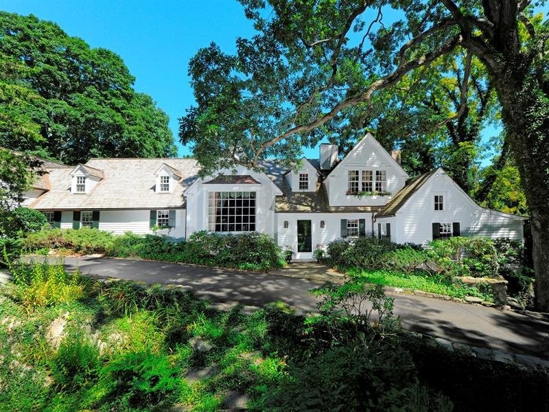 6 bedroom House For Sale: 131 Cat Rock.. - 2