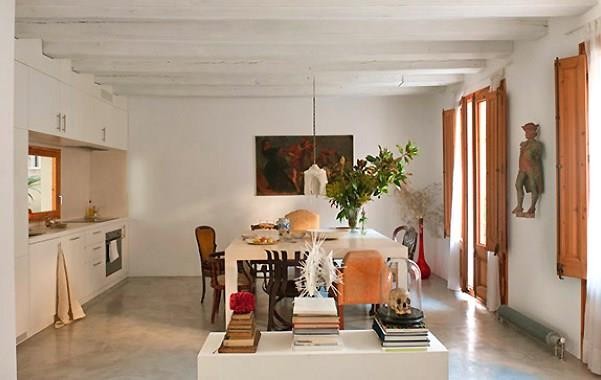 2 bedroom Flat For Sale: BARCELONA..