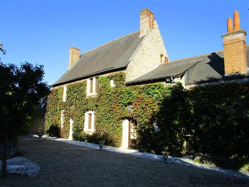 Stone House With Several Outbuildings.. - 2