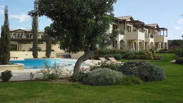 3 Bedroom Apartment, Theseus Village.. - 2