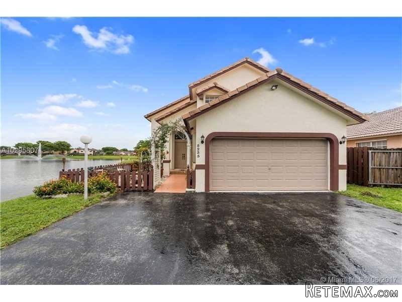 3 bedroom House For Sale: 5235 SW 153..