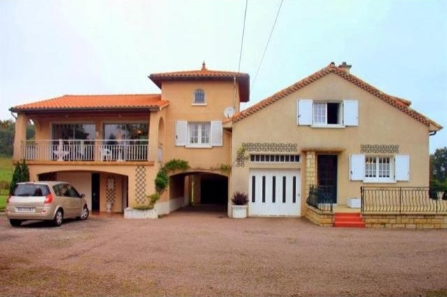 5 bedroom Villa For Sale: 63120.. - 2