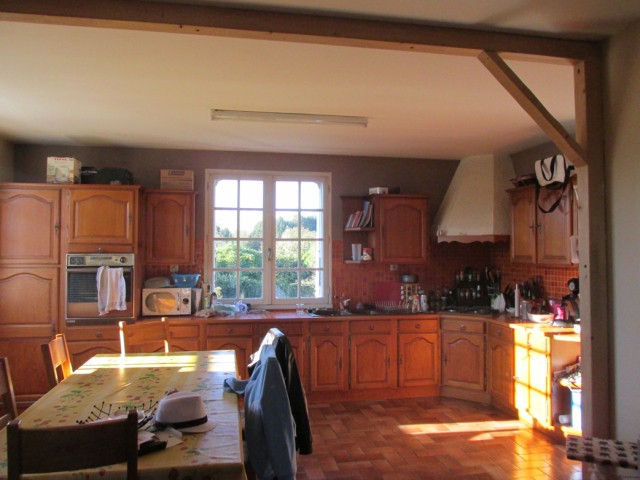 3 Bed Detached House With Sous Sol - 2
