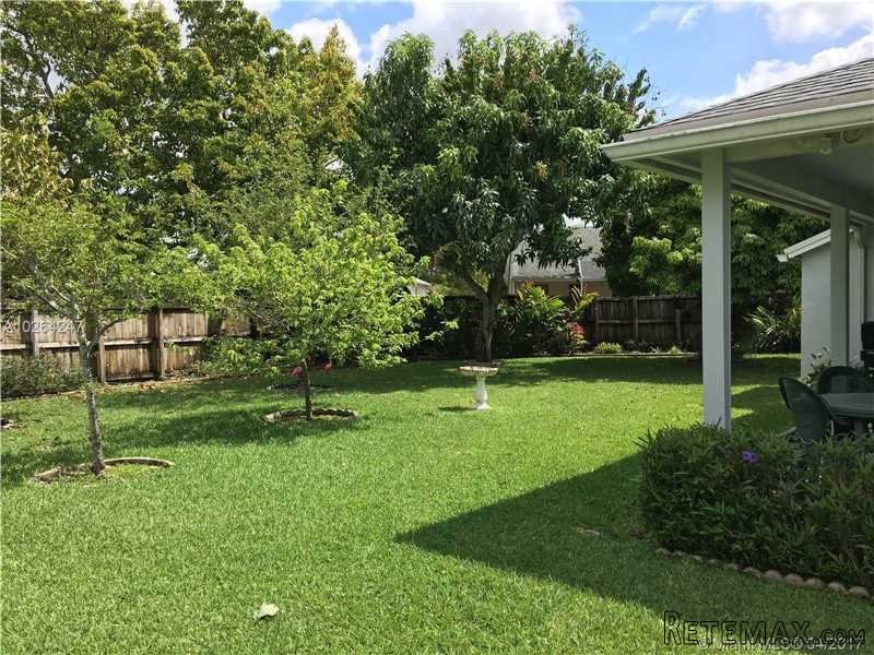 4 bedroom House For Sale: 12921 SW 149.. - 2