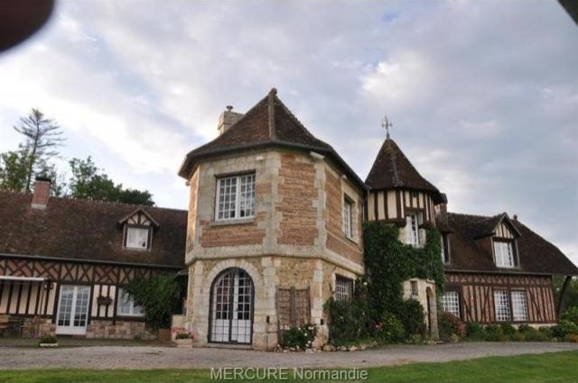 5 bedroom House For Sale: 27410 EURE - 2