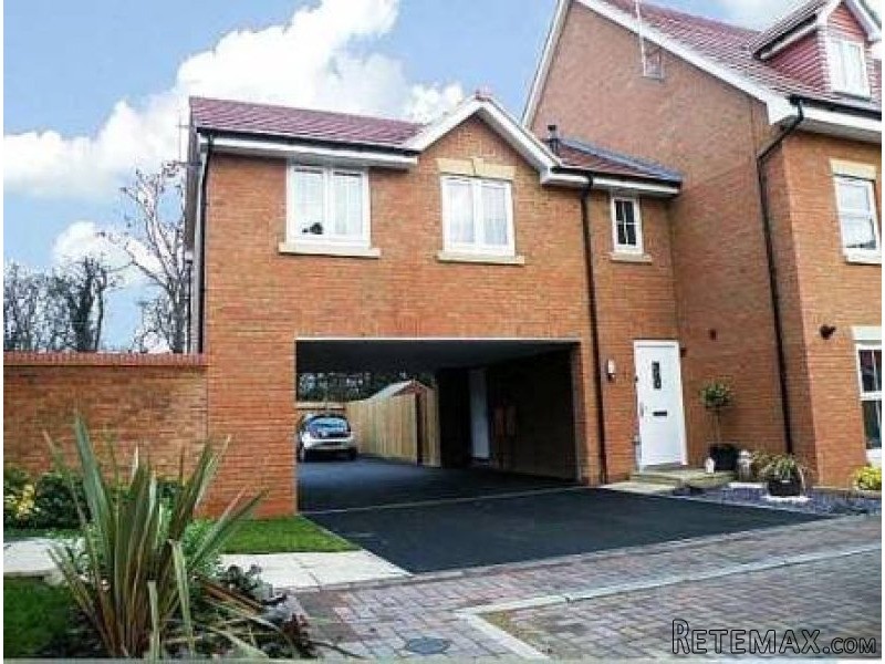 1 Bed Coach House FOR SALE