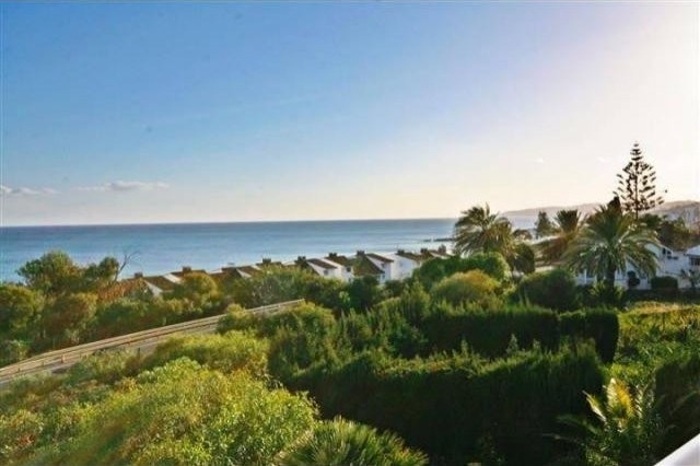 2 bedroom town house for sale - 2