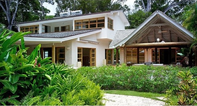 4 bedroom Property For Sale: Thespina..